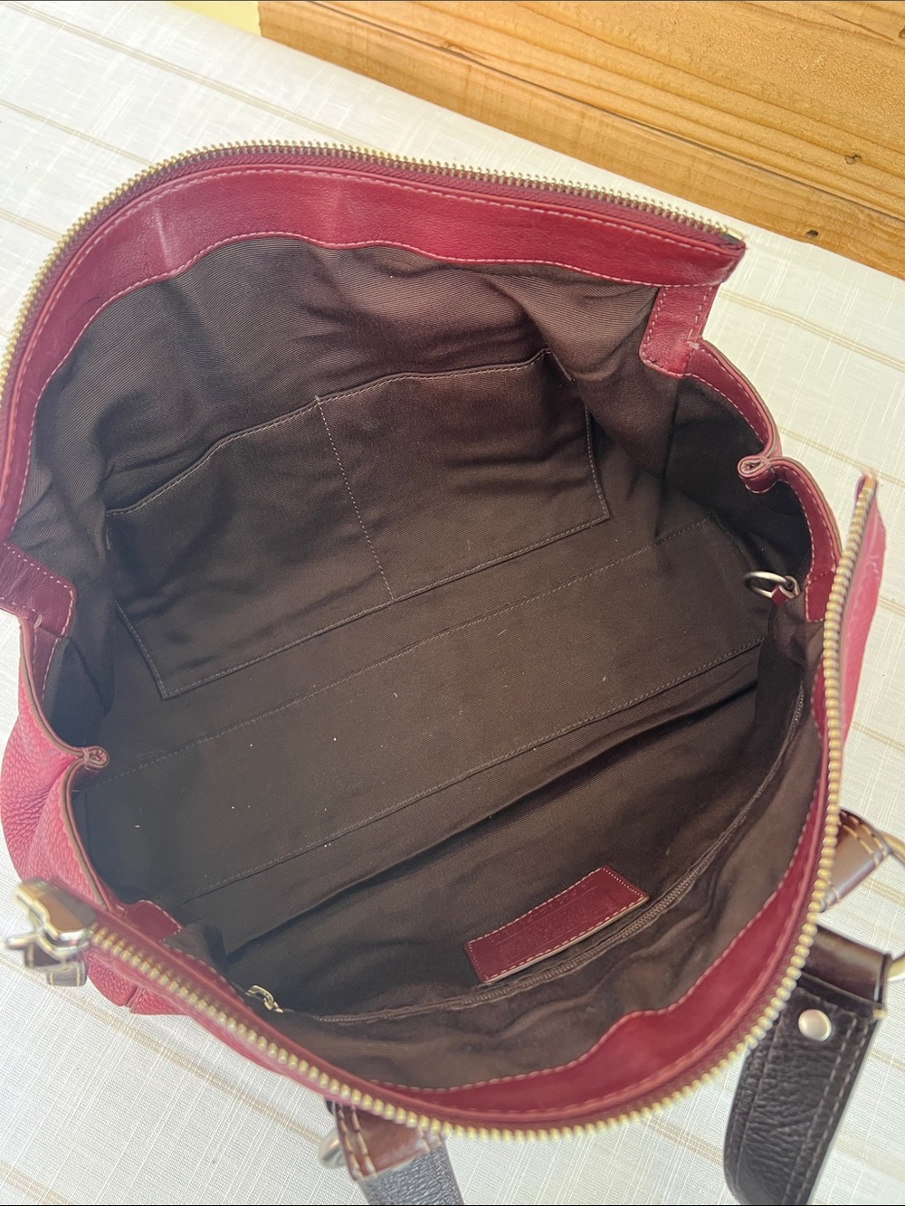 Coach Wine Red Leather Shoulder Bag with Dark Brown Straps - Picture 5 of 9